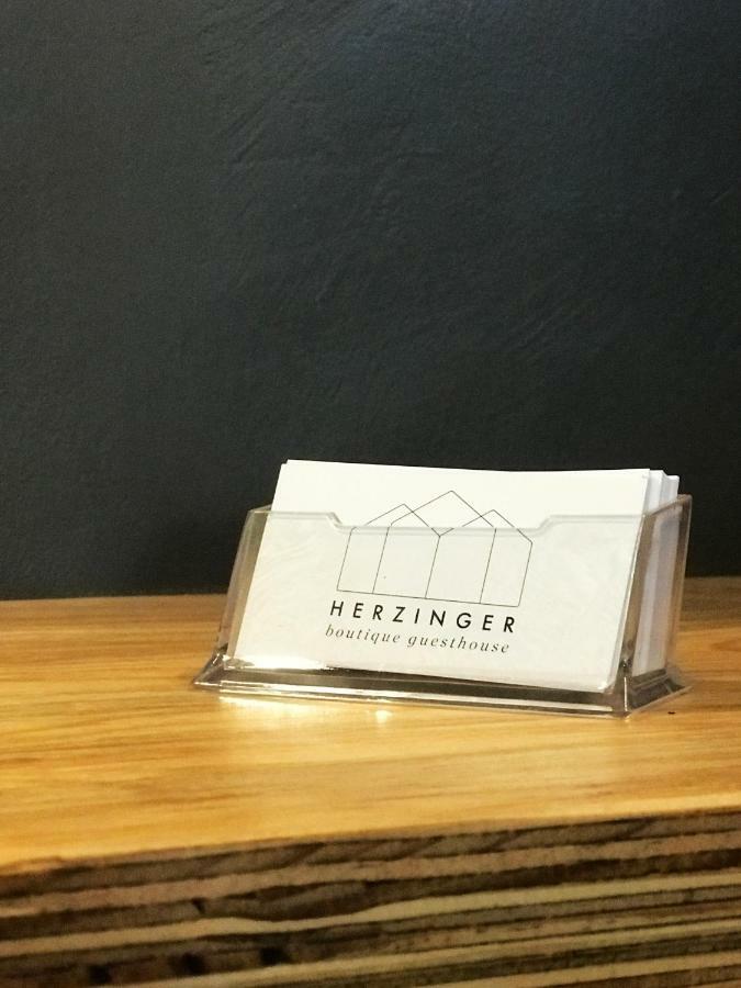 Herzinger Boutique Guesthouse Klein Windhoek Exterior photo